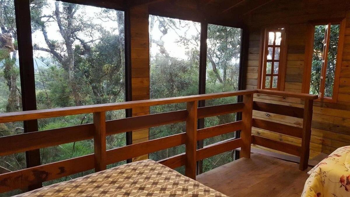 Chale Dos Tucanos- Parede De Vidro Com Linda Vista Campos do Jordão Eksteriør bilde
